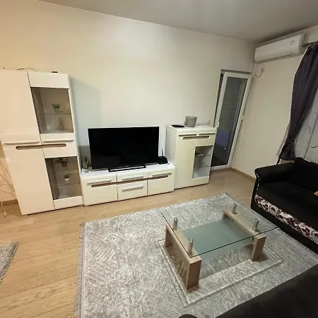 Apartment Kvart 1 Bedroom Podgorica