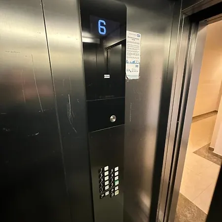 Kvart 1 Bedroom Daire Podgoriçe